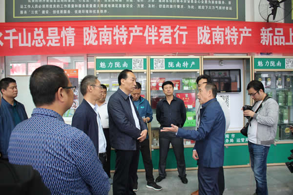 市安委辦主任、安監(jiān)局局長李永宏一行到隴運集團公司檢查指導工作