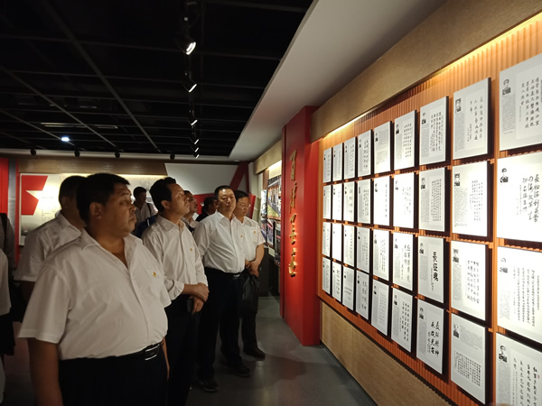 隴運集團公司黨委開展“不忘初心、牢記使命”紀念建黨98周年主題黨日活動