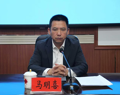 隴運集團公司黨委召開理論學習中心組集中學習會暨樹立和踐行正確政績觀學習教育第三次學習會議